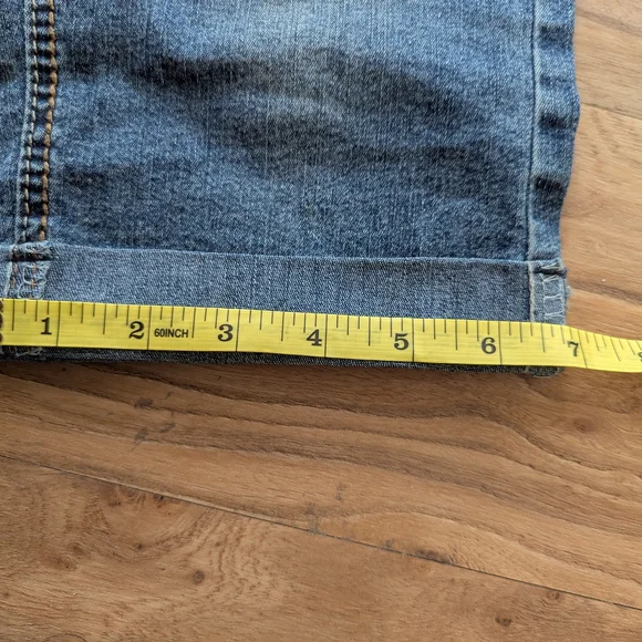 Wallflower Relaxed Blue Jeans with Vintage Fading - Picture 10 of 10